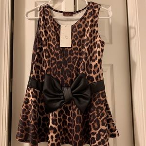 Sleeveless Peplum leopard Shirt w/accent bow